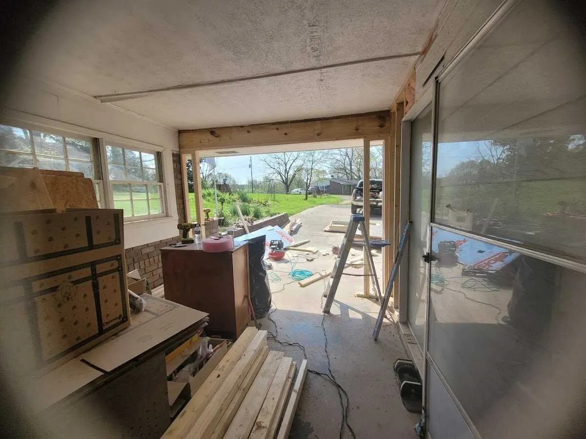 Air movers and dehumidifier for Water Mitigation Services in Tuskegee